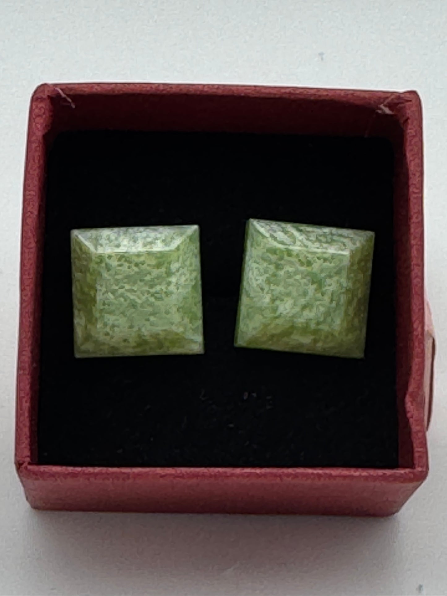 Green resin square shaped stud earrings