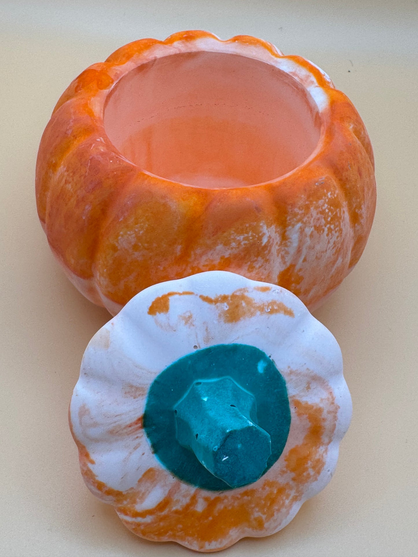 Resincrete pumpkin trinket pot, orange marble