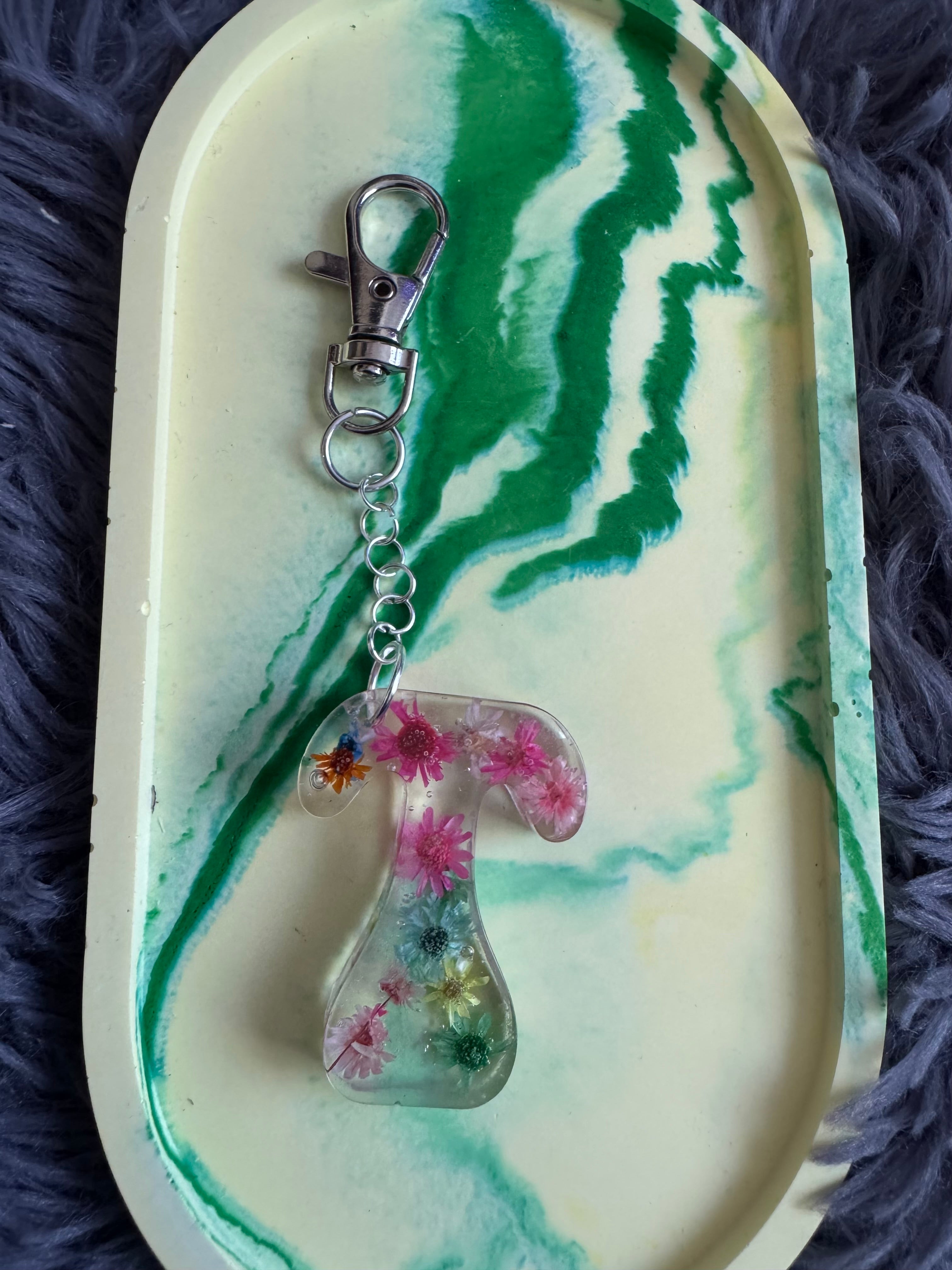 Flower letter keyrings