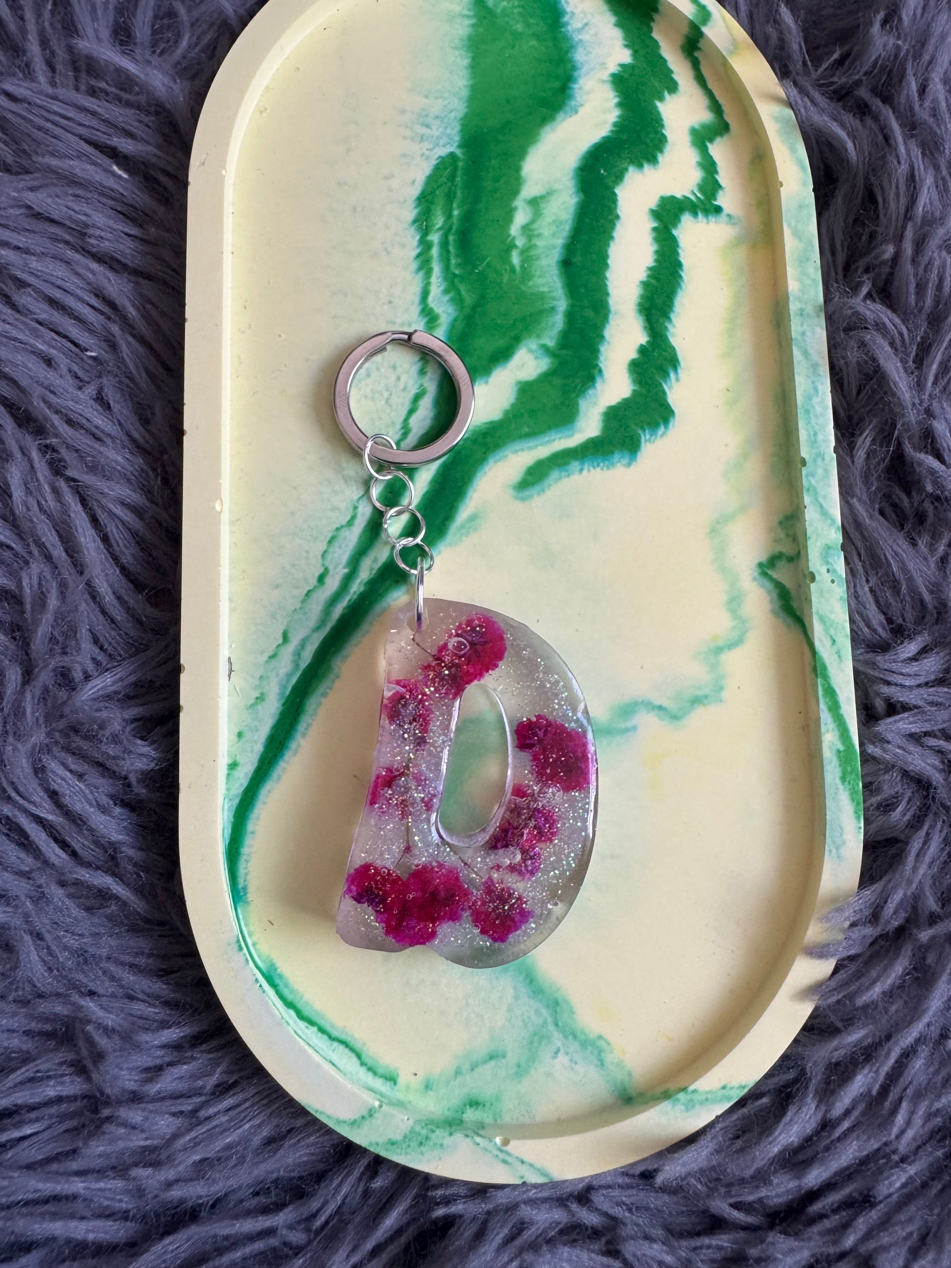 Flower letter keyrings