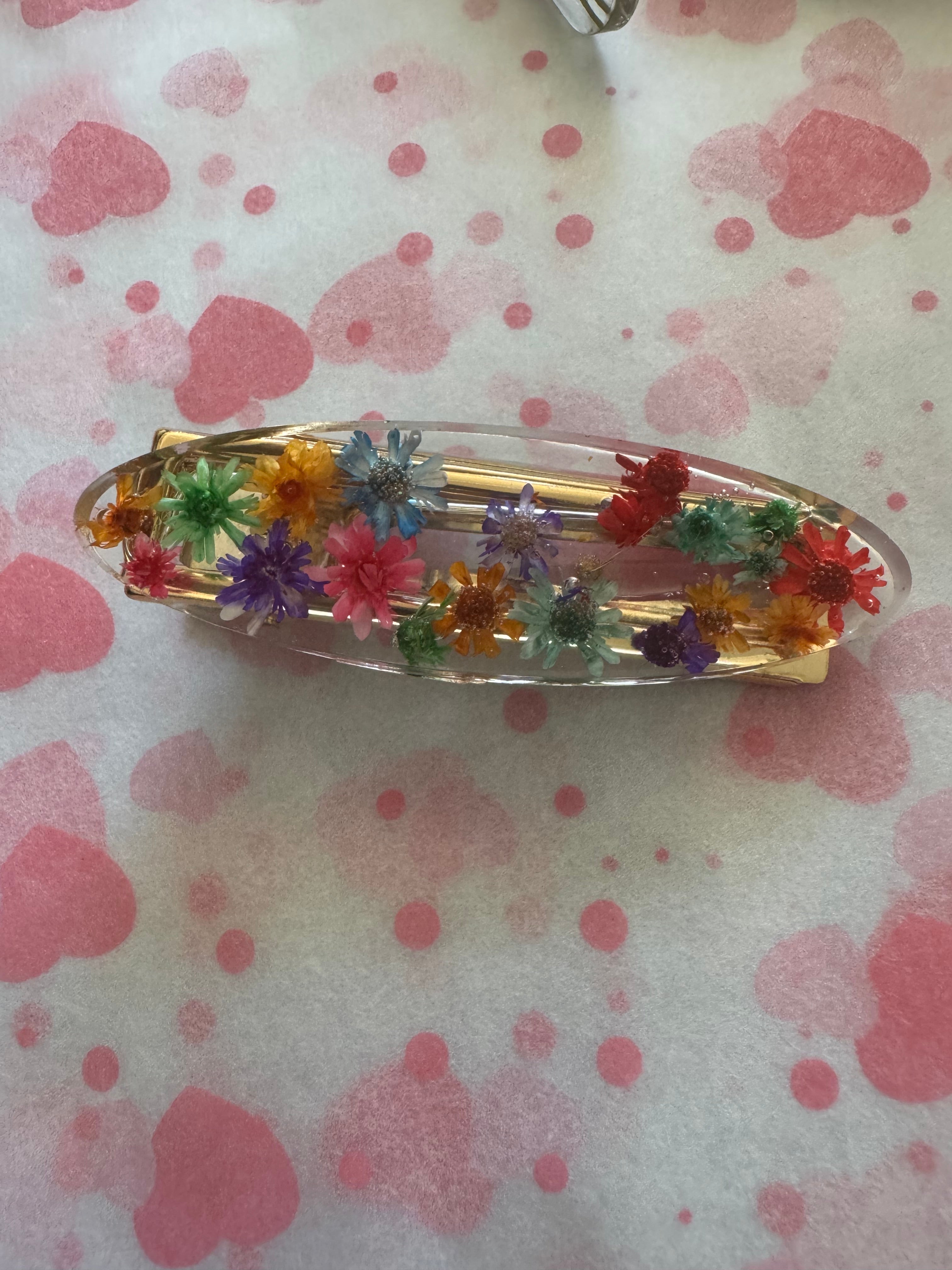 Resin hair clips