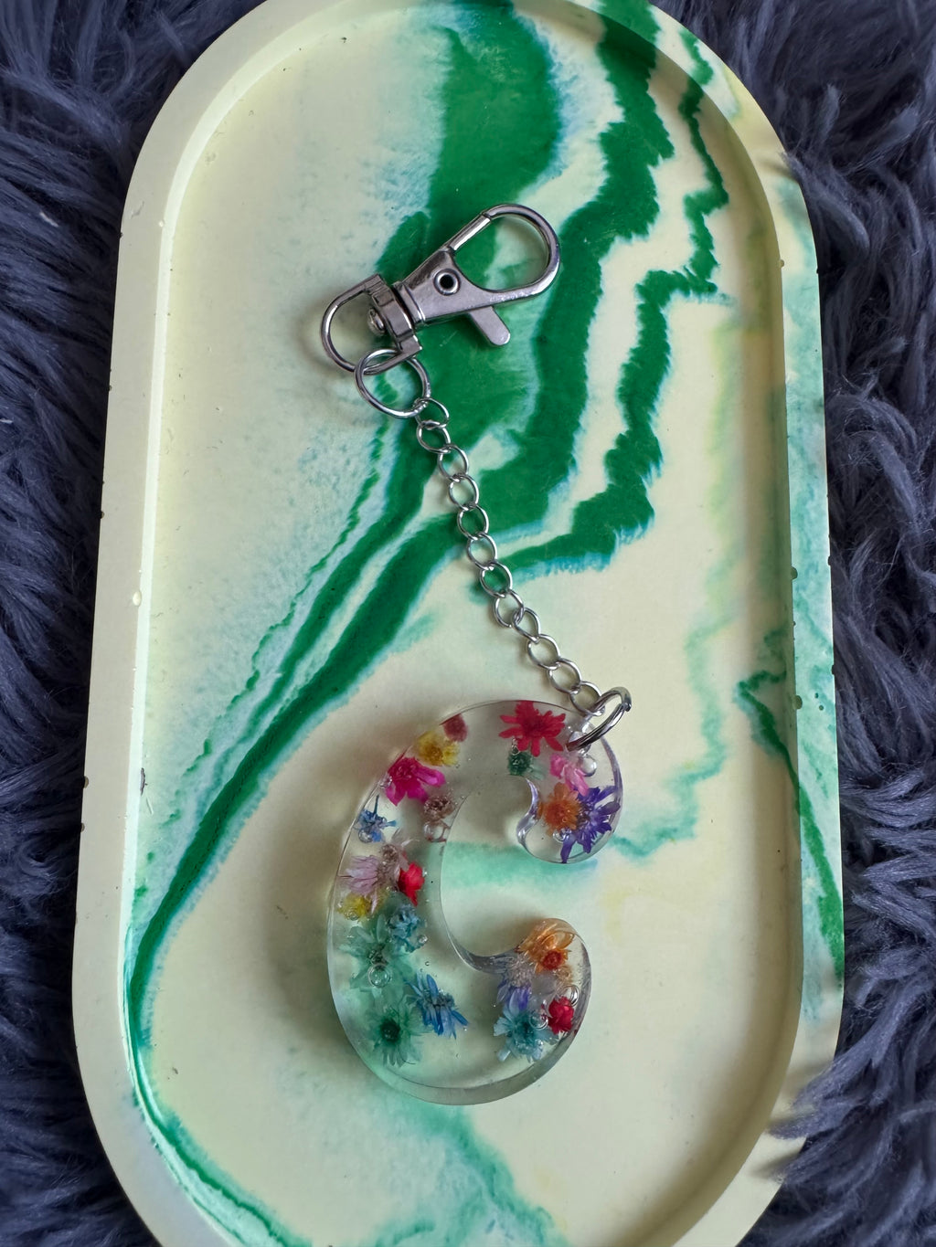 Flower letter keyrings