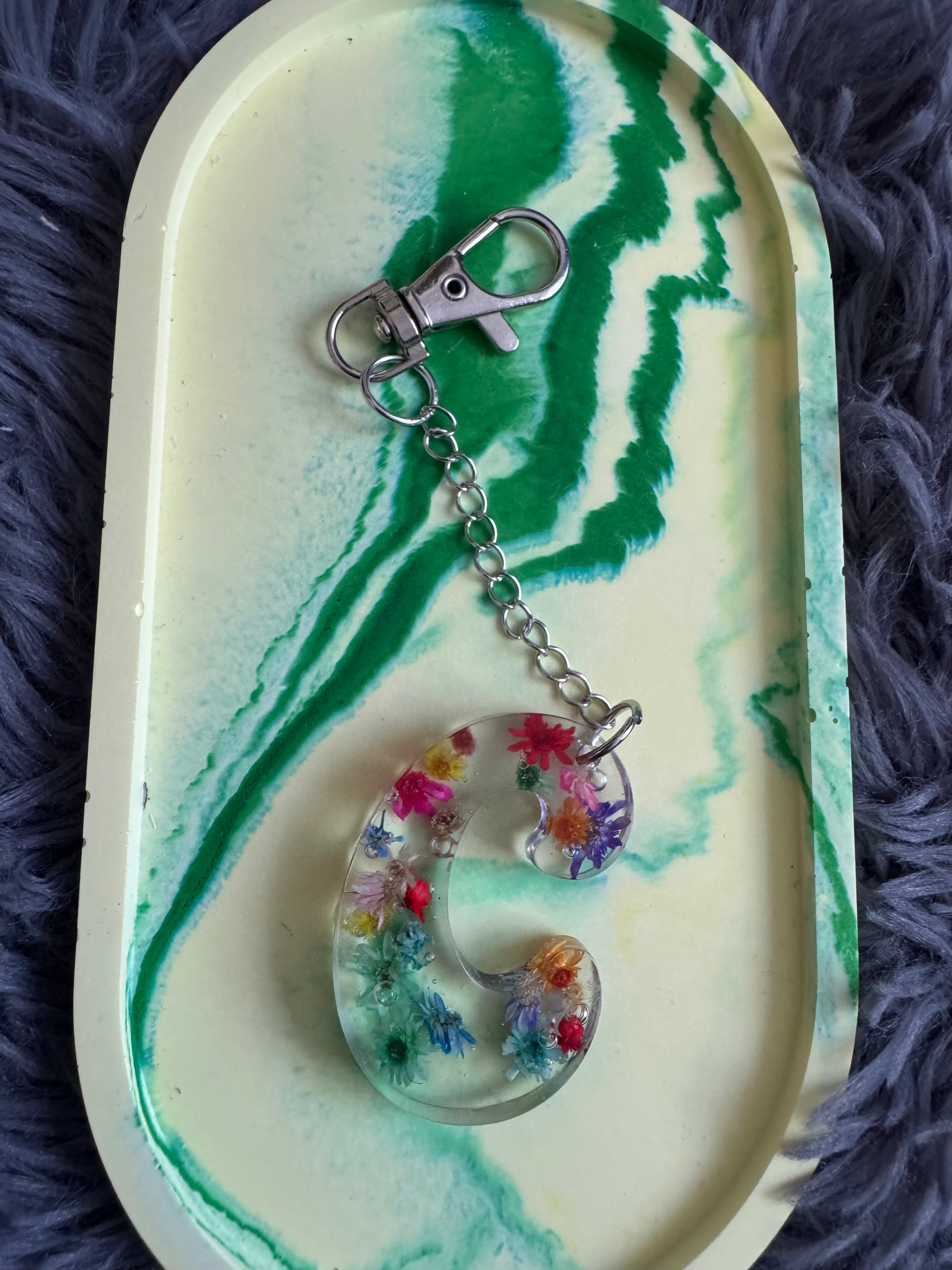 Flower letter keyrings