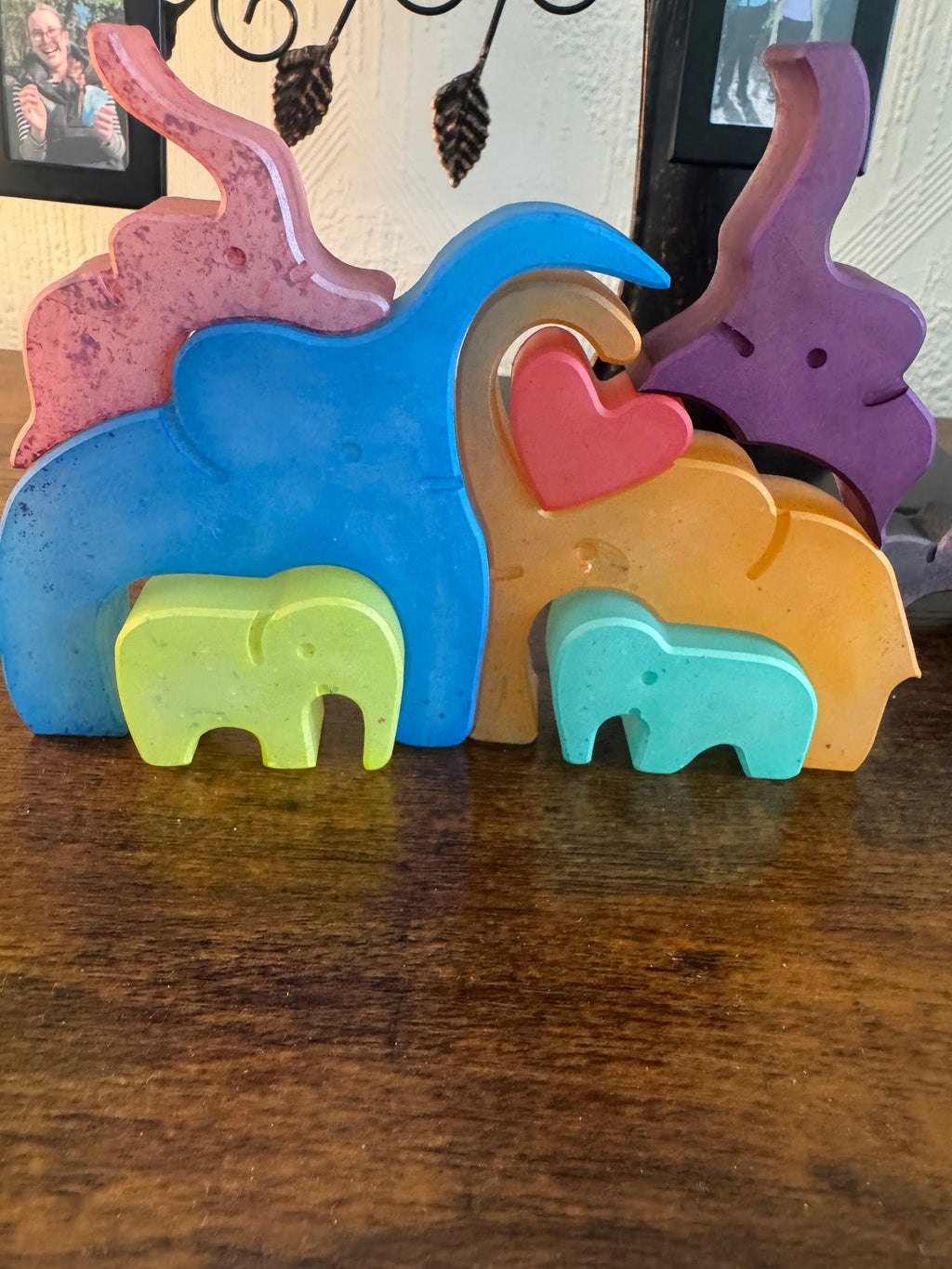 Resin animal families