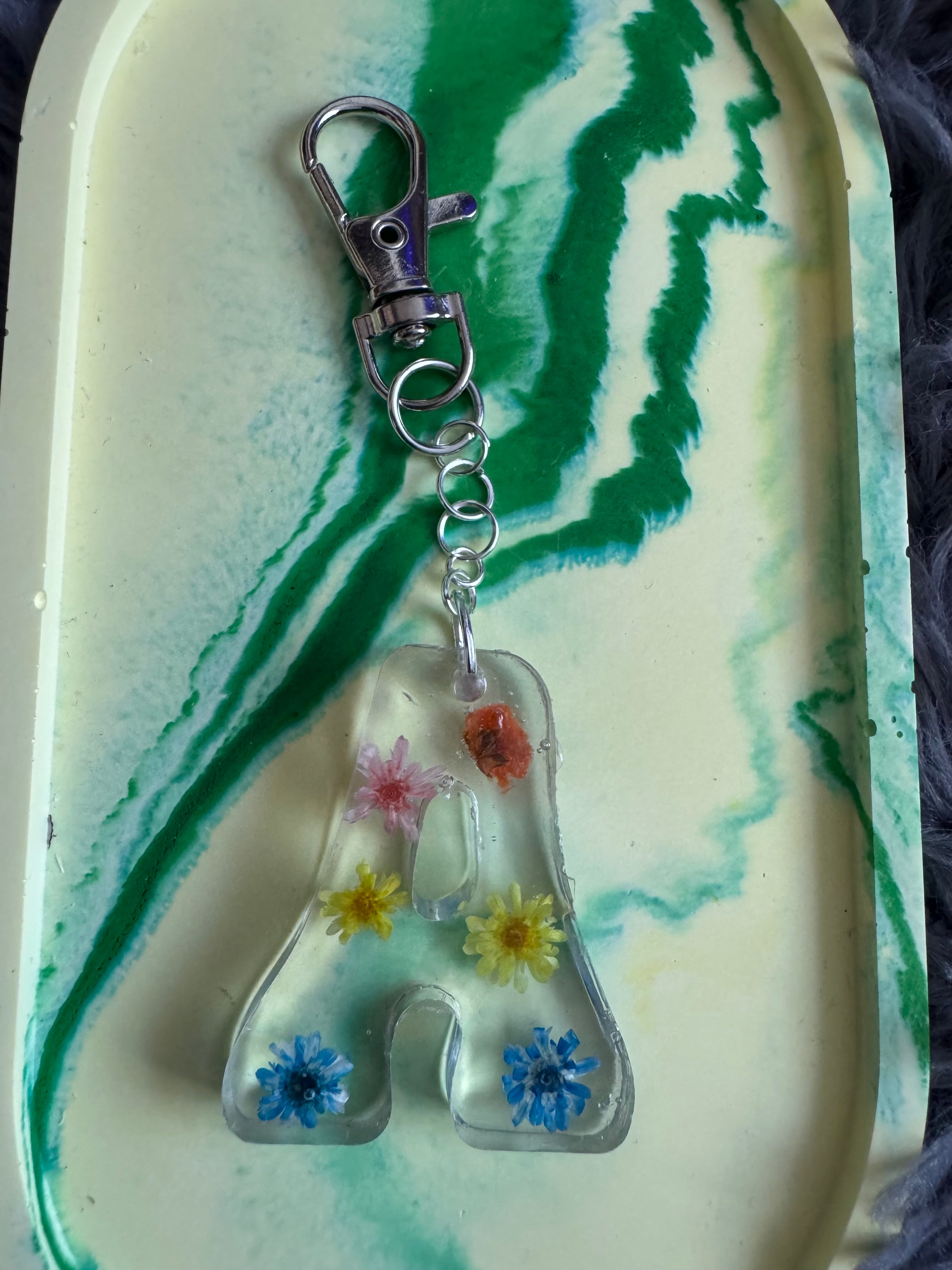 Flower letter keyrings