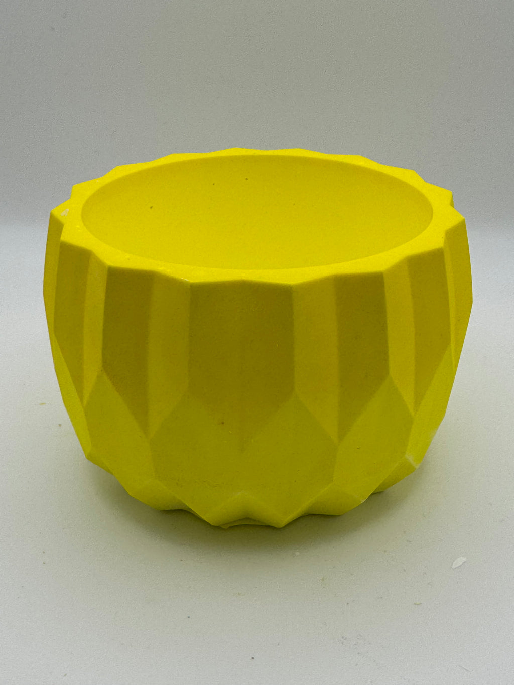 Yellow Ecoresin pot
