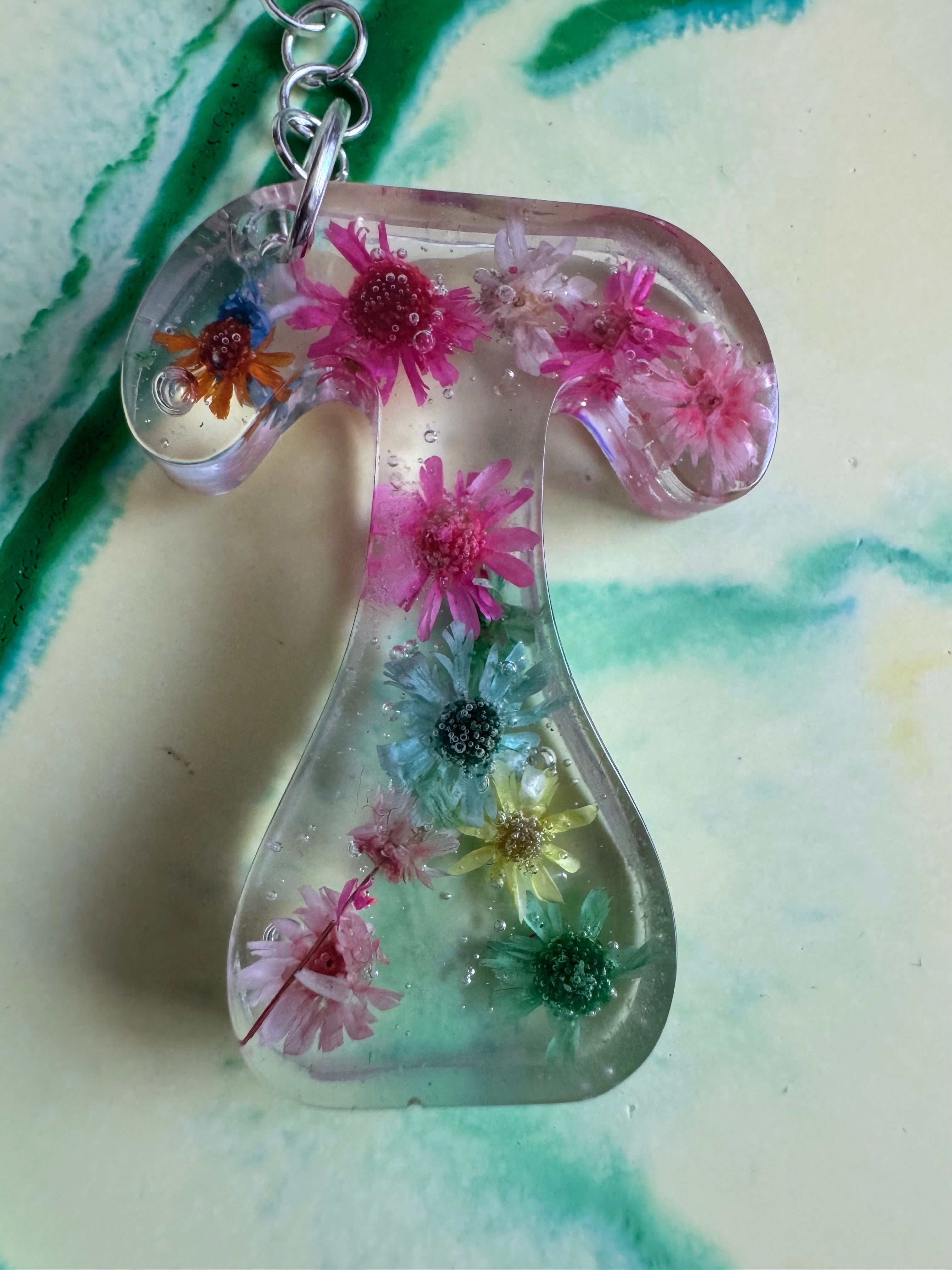 Flower letter keyrings