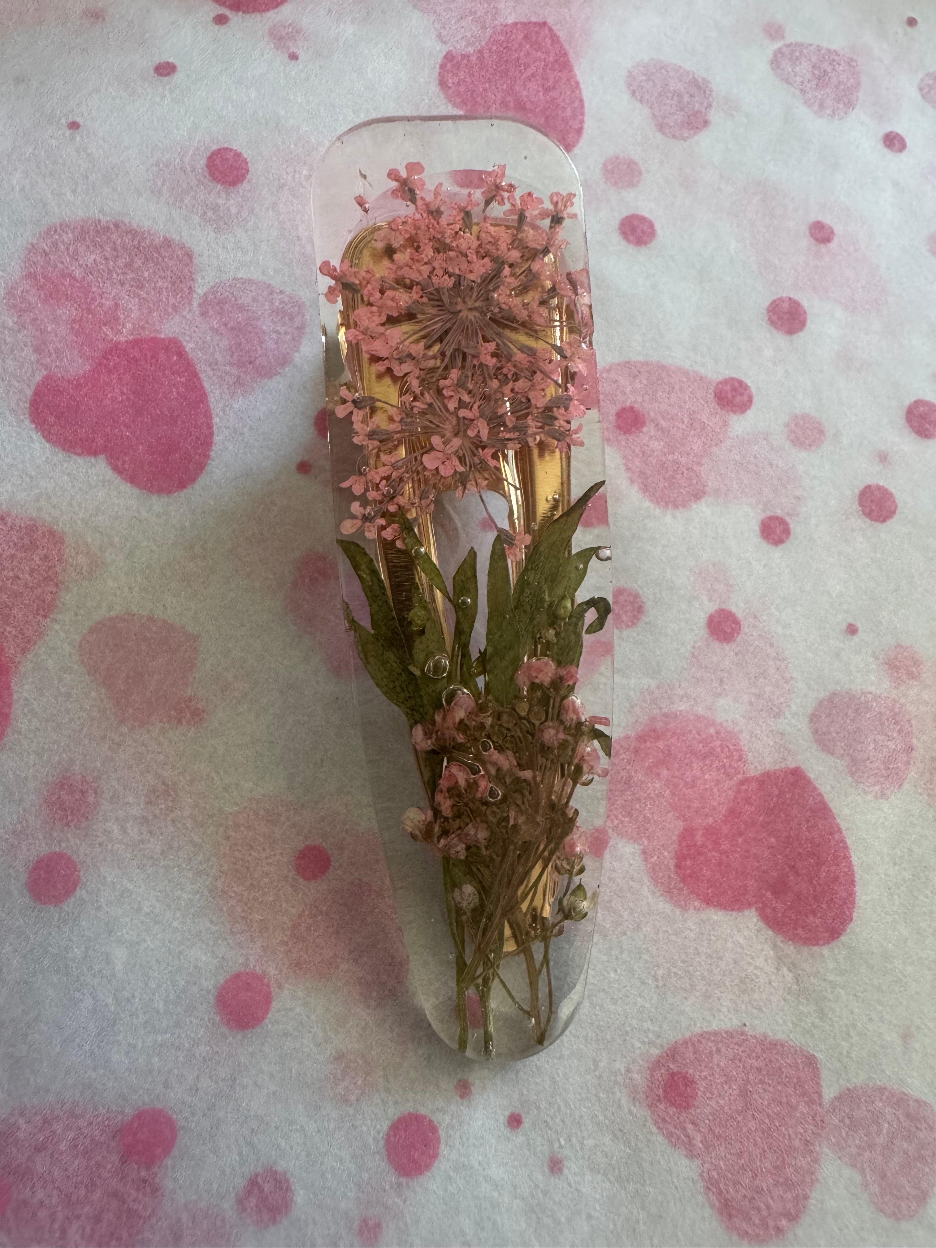 Resin hair clips