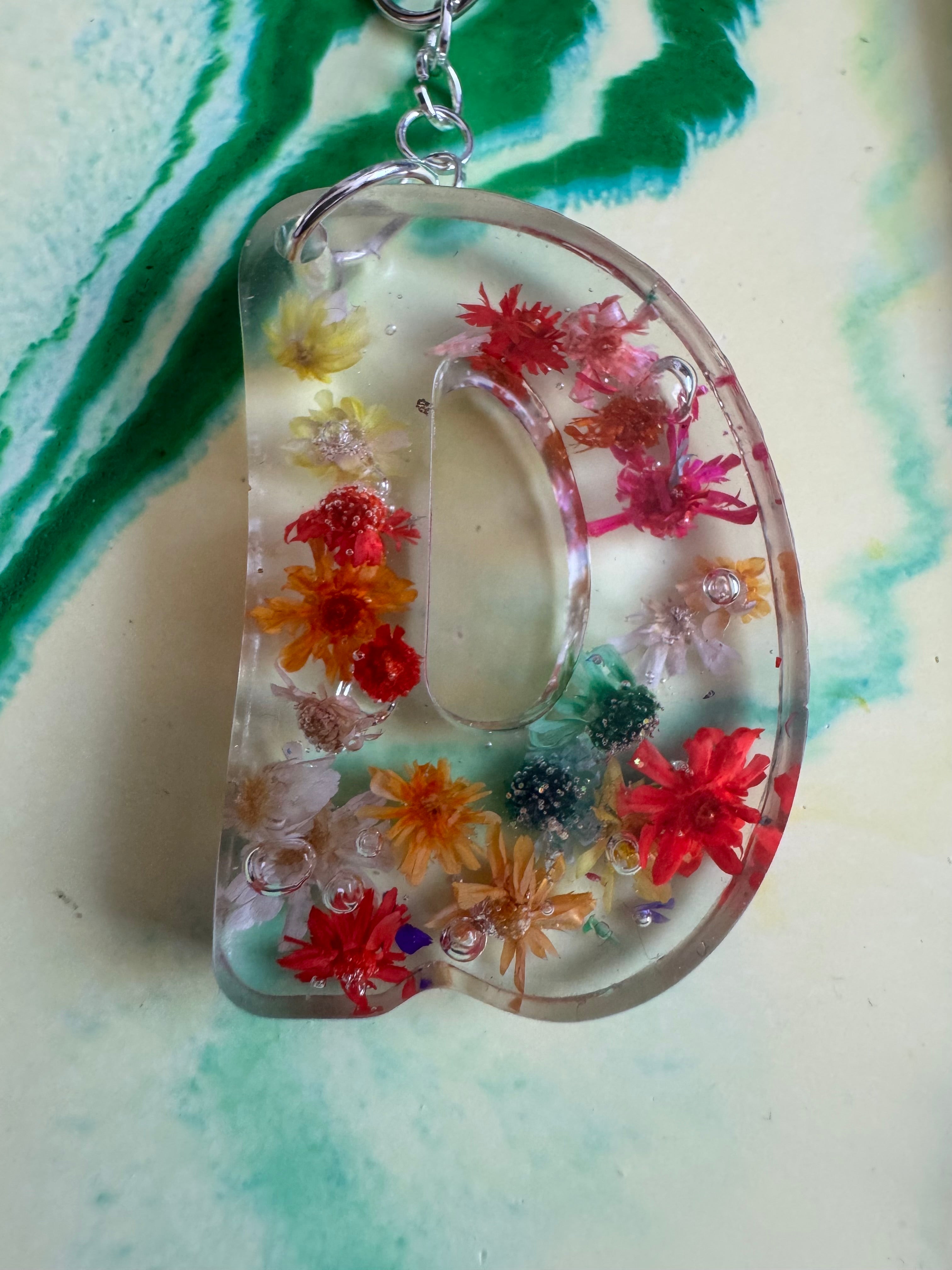 Flower letter keyrings