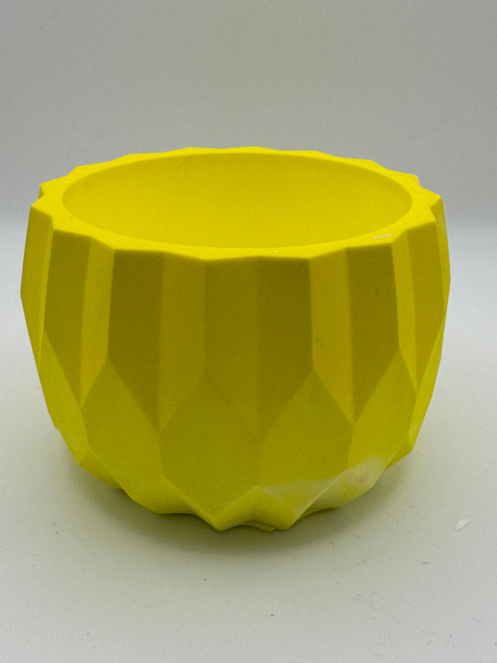 Yellow Ecoresin pot