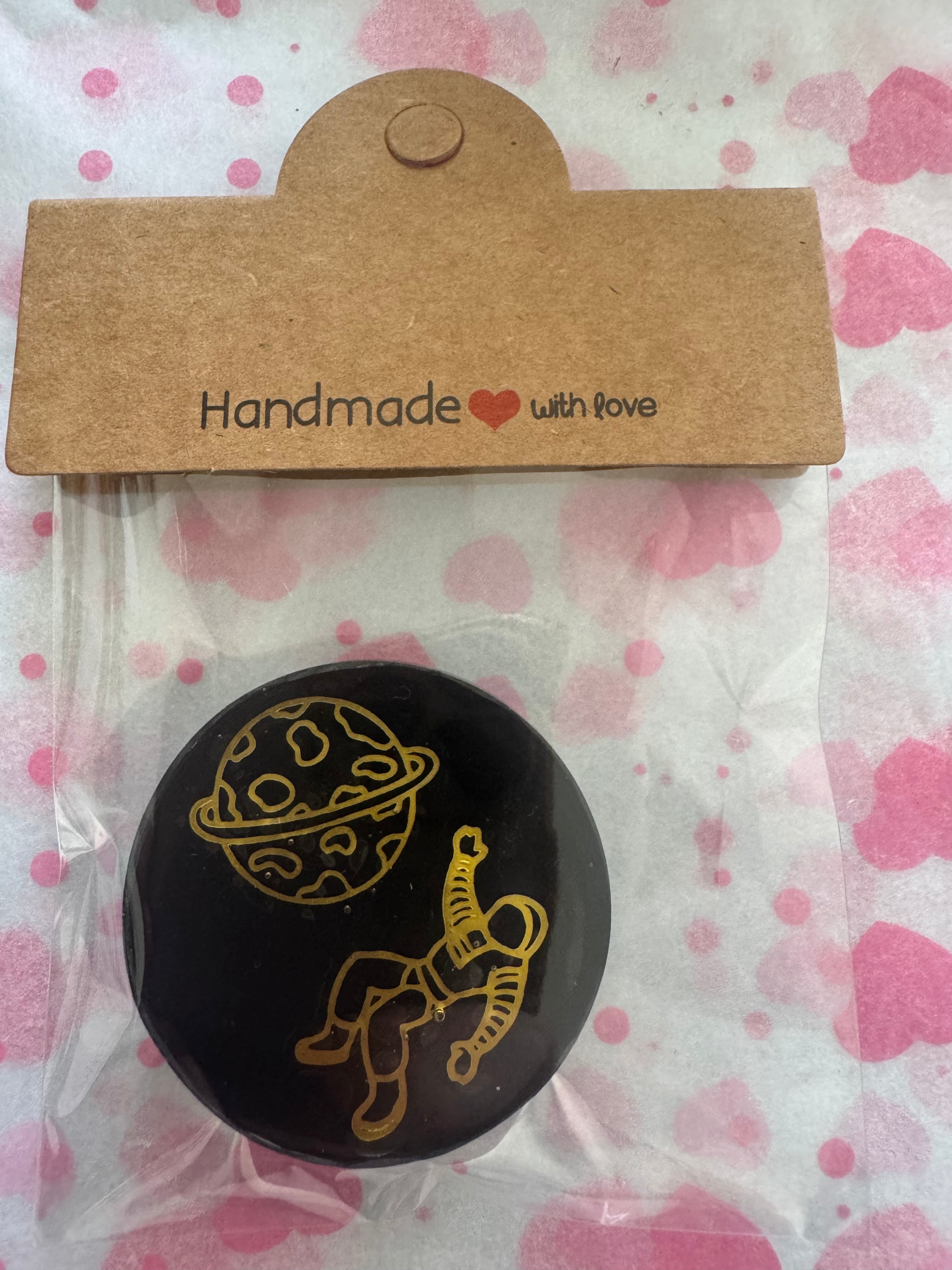Handmade phone pops, for boys and girls there’s something for everyone