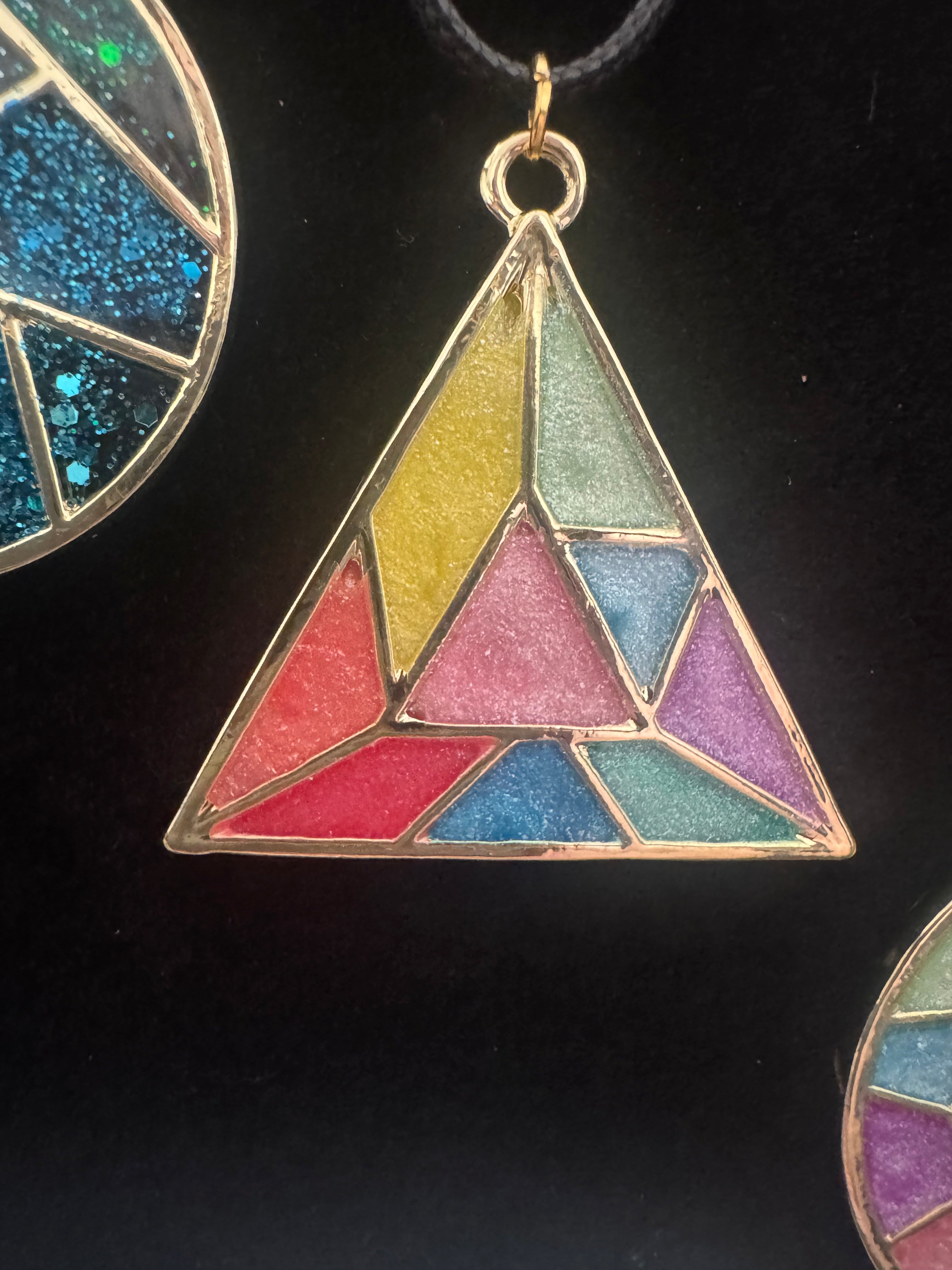 Triangle bezel necklace