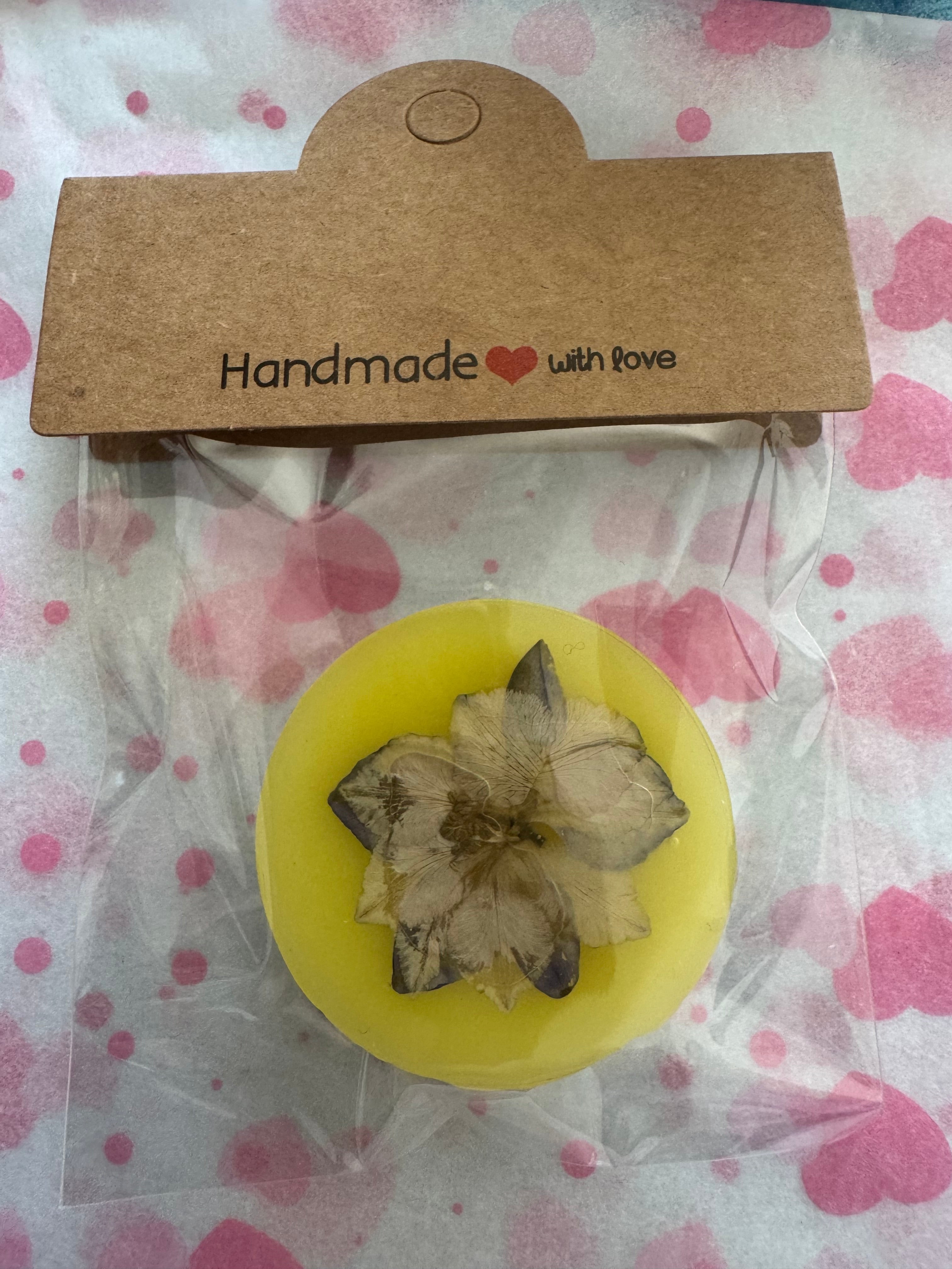 Handmade phone pops, for boys and girls there’s something for everyone