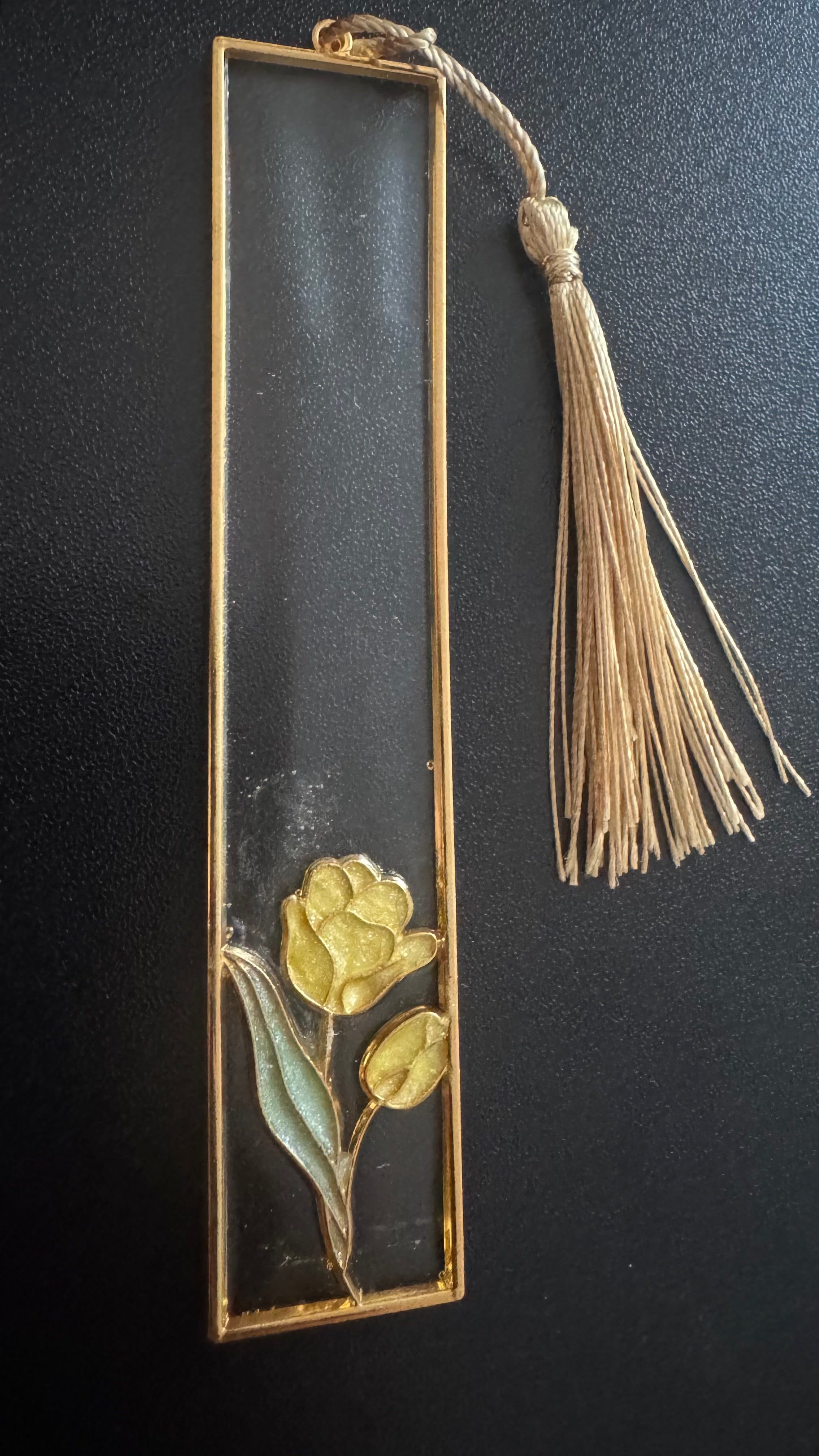 Resin bookmarks