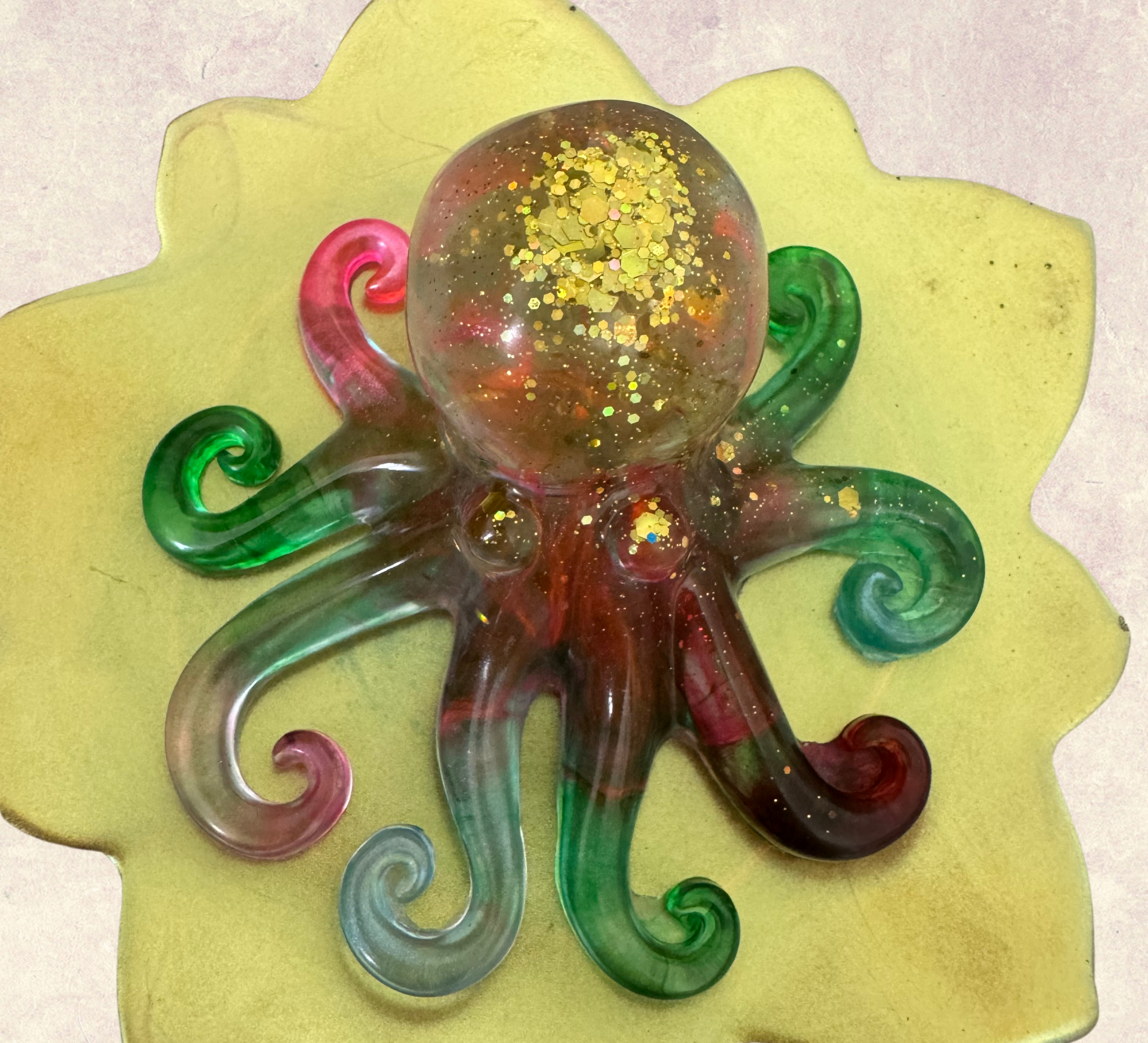 Small resin animals