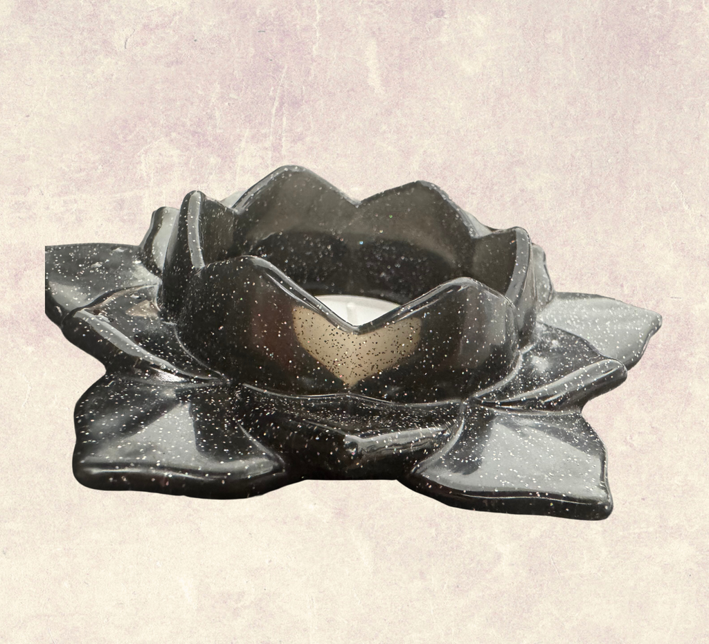 Lotus tea light holder