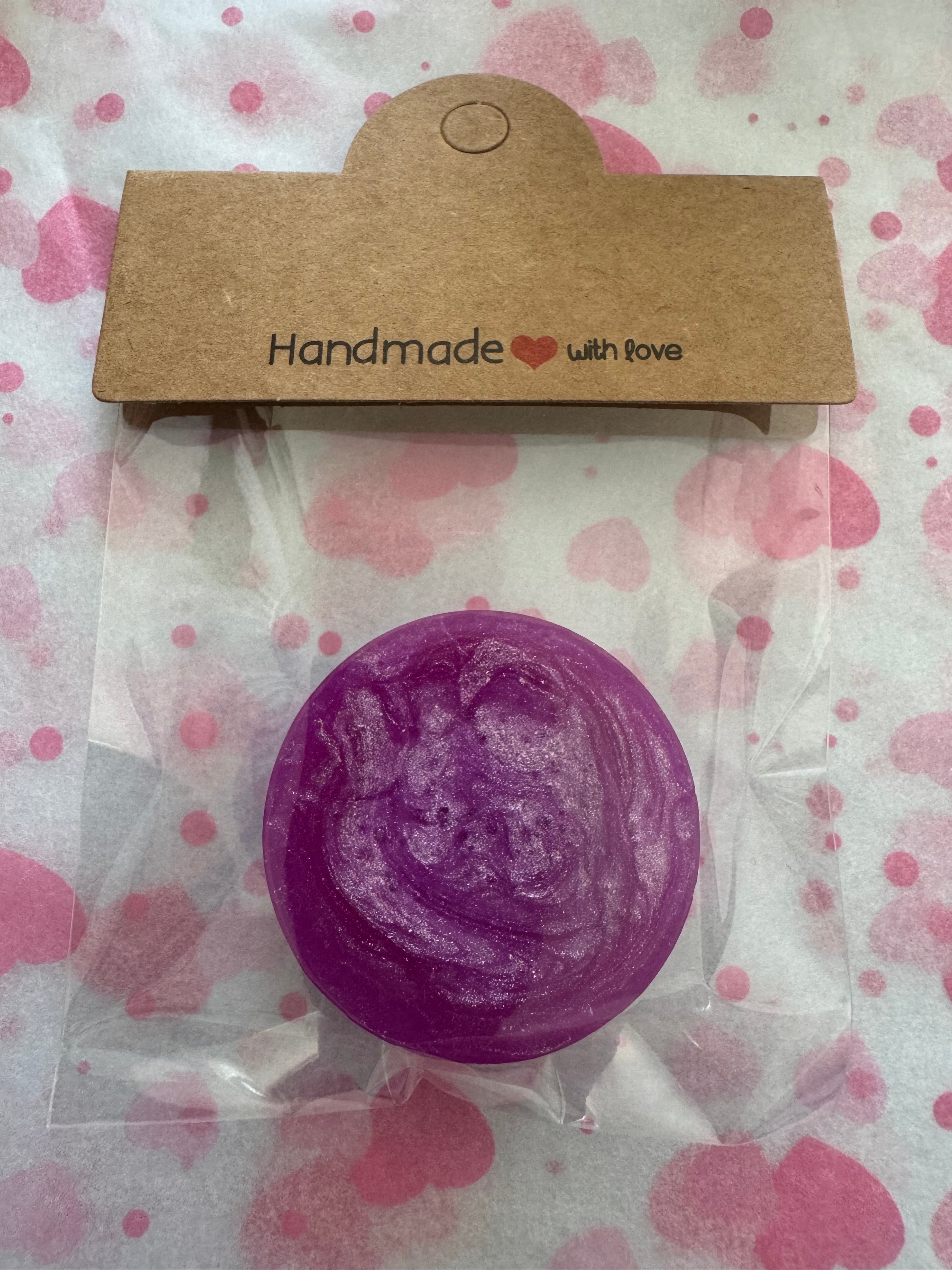 Handmade phone pops, for boys and girls there’s something for everyone