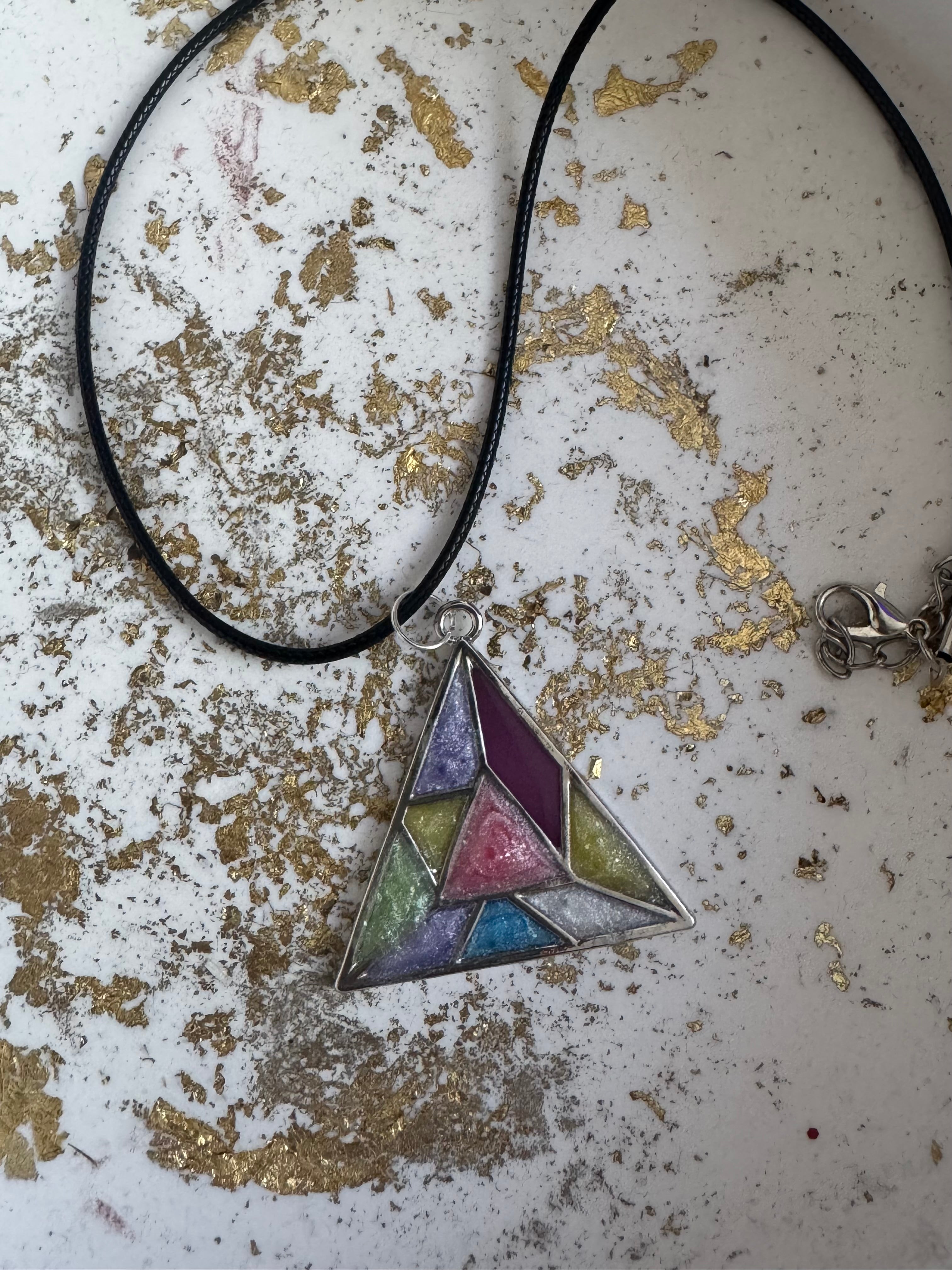 Triangle bezel necklace