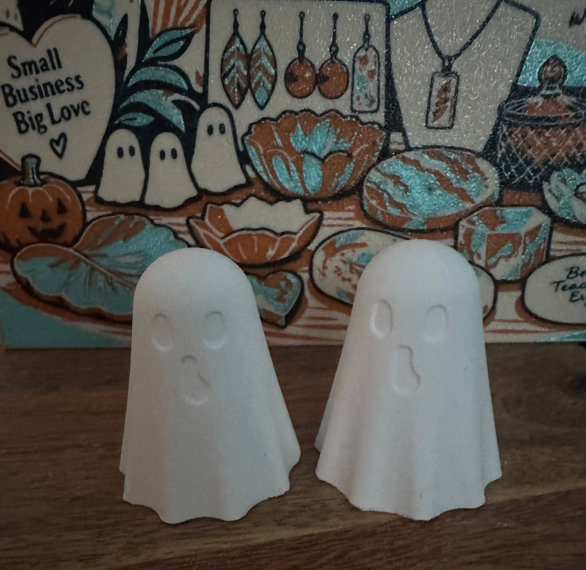 Hand poured eco resin ghost ornaments – photo 2 | Willow & Resin Designs