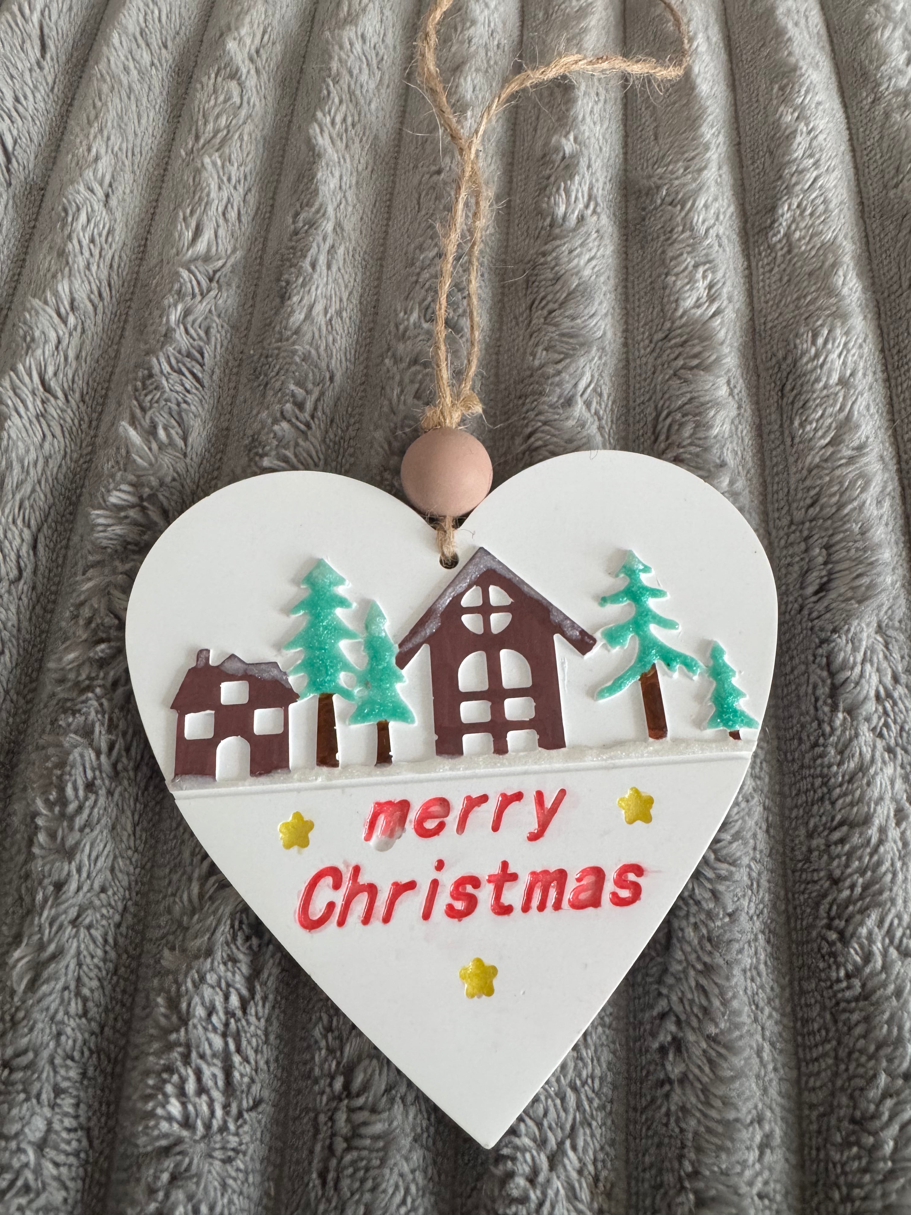 Hand painted eco resin Christmas decoration – Single Heart | Willow & Resin Designs