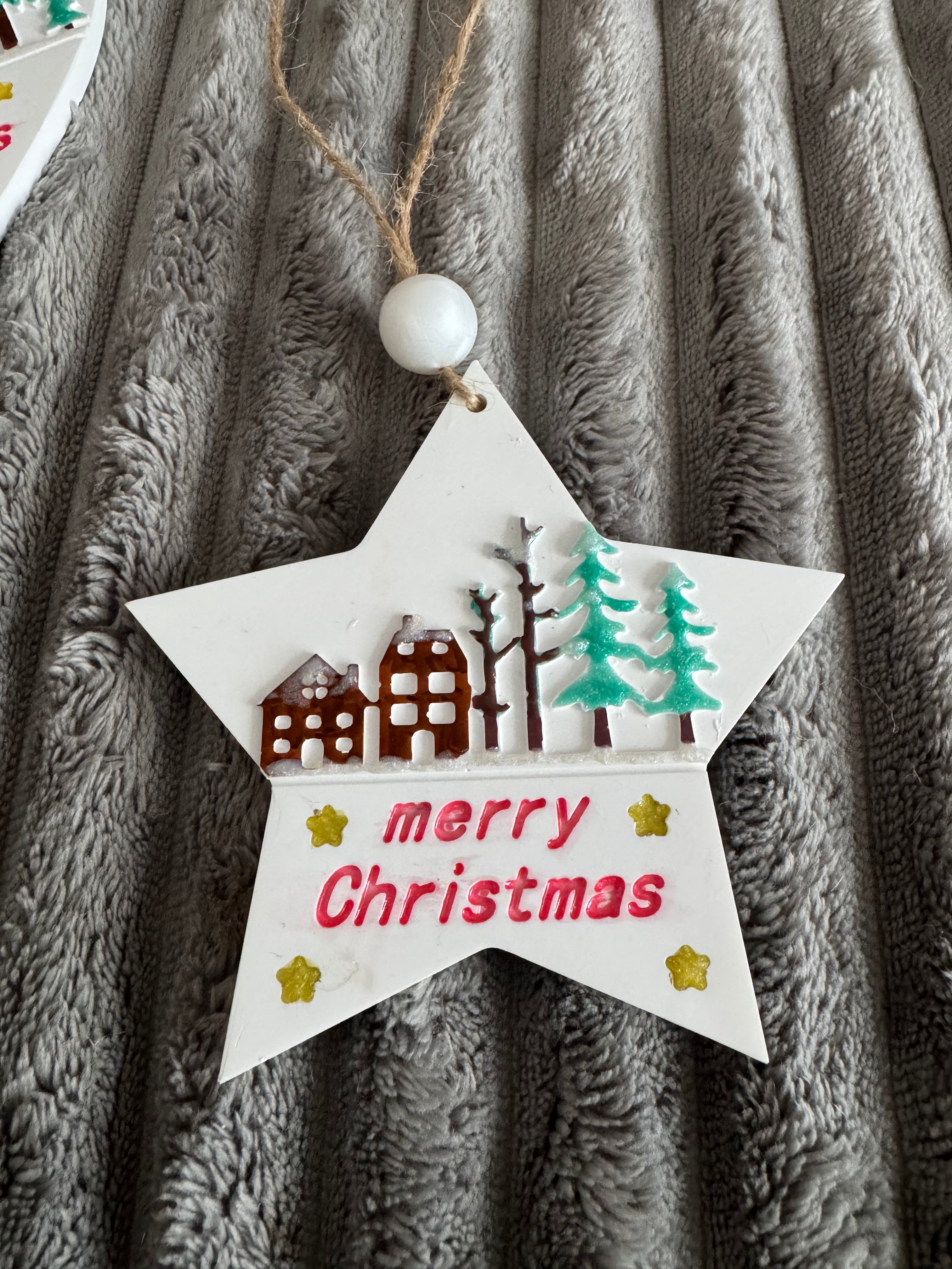 Hand painted eco resin Christmas decoration – Single Star | Willow & Resin Designs