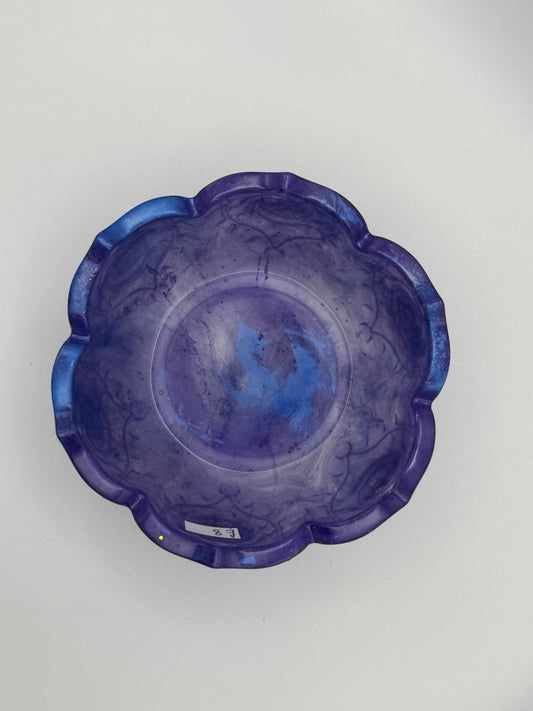 Purple resin decorative bowl