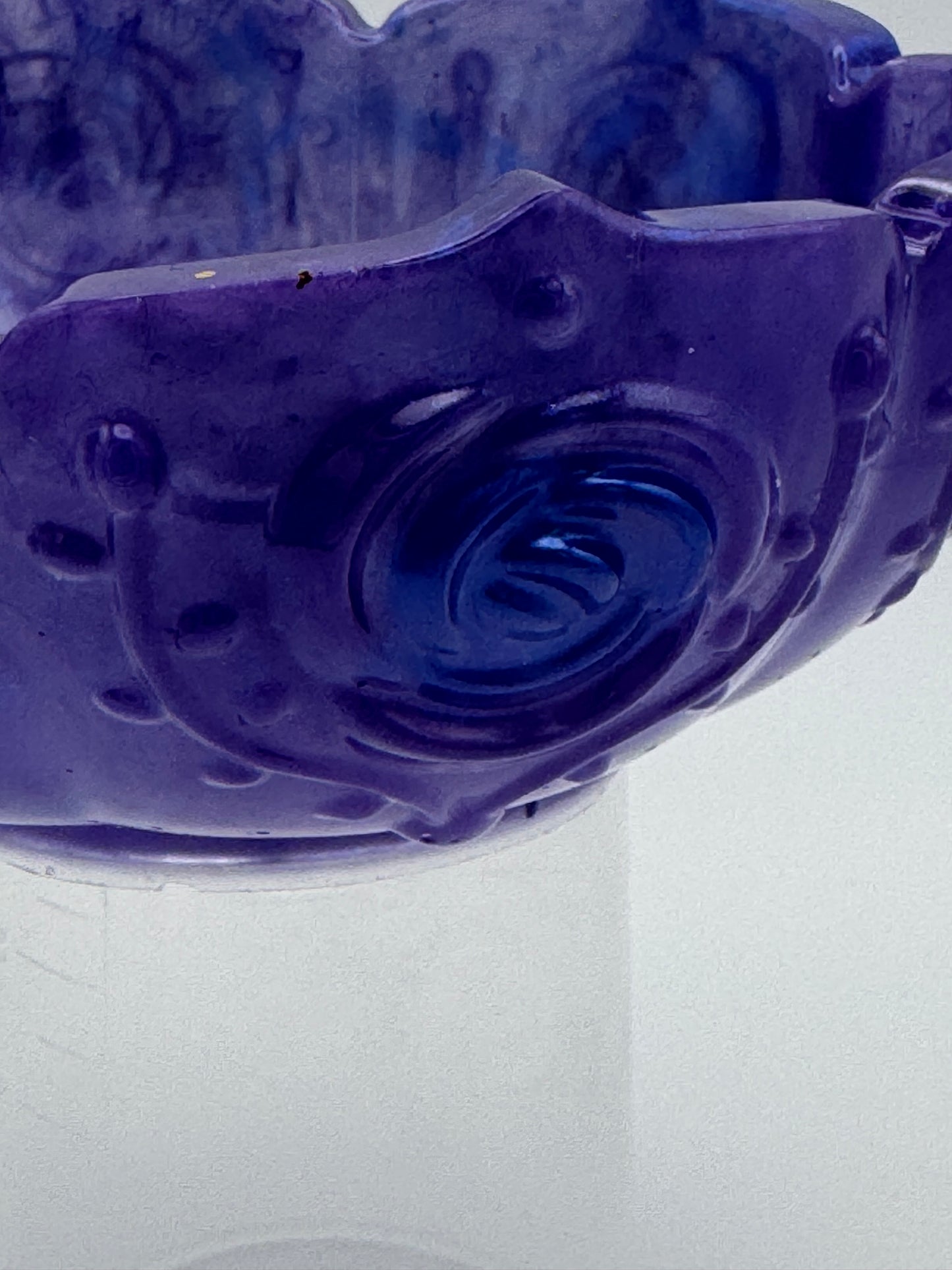Purple resin decorative bowl