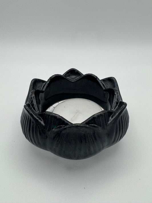 Black resin small flower tea light holder