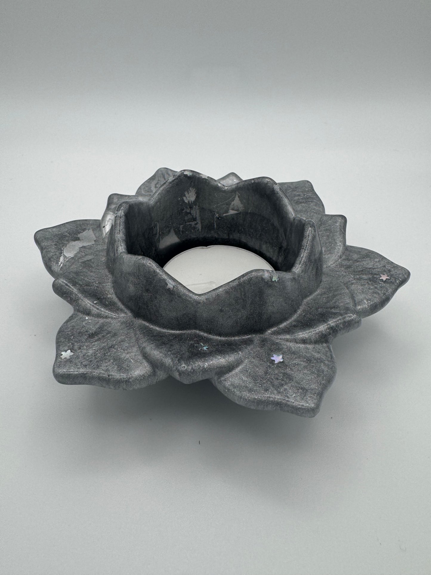 Dark silver and glitter resin lotus flower tealight holder