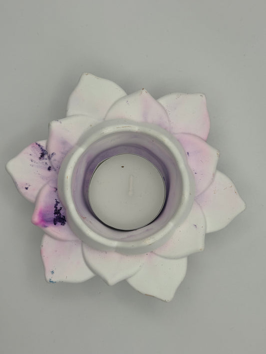 White and purple marbled, resincrete lotus flower tealight holder