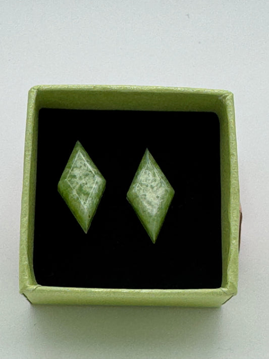 Green resin diamond shaped stud earrings