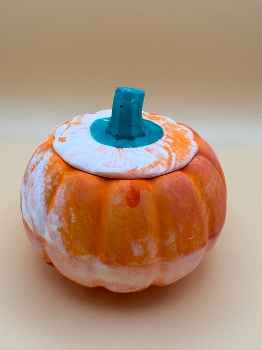 Resincrete pumpkin trinket pot, orange marble