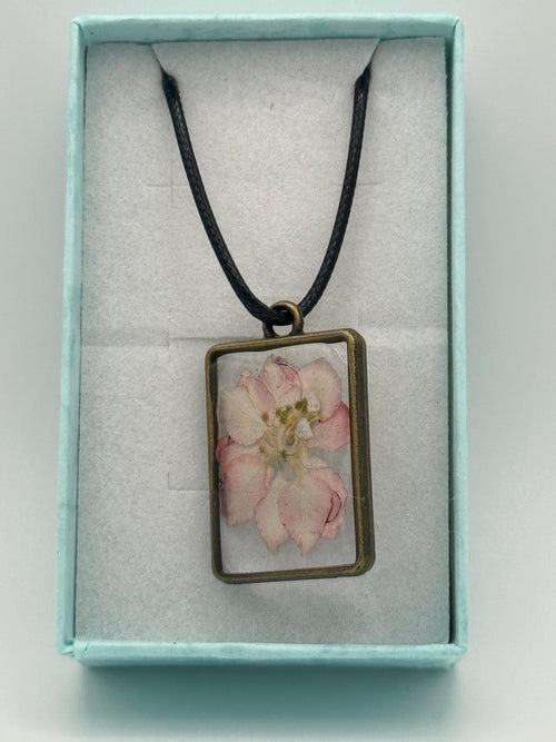 Botanical Resin Necklace - Pressed Flower Pendant